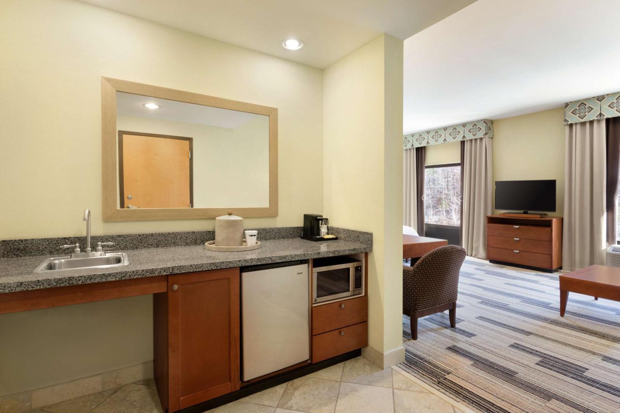 Hampton Inn & Suites Birmingham Airport Area Irondale Εξωτερικό φωτογραφία