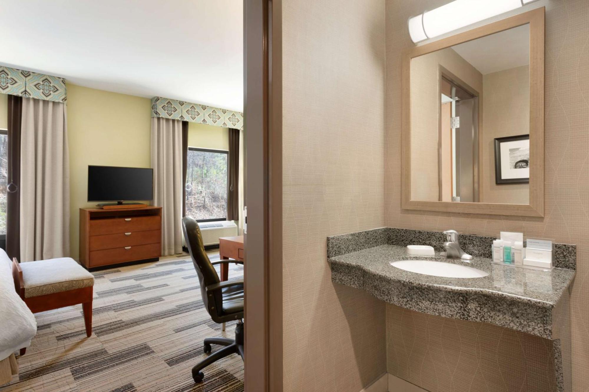 Hampton Inn & Suites Birmingham Airport Area Irondale Εξωτερικό φωτογραφία