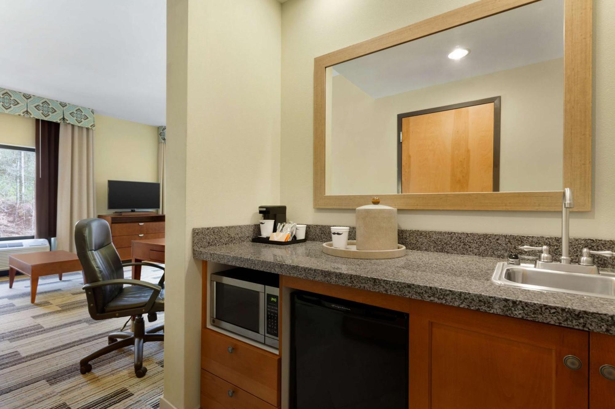 Hampton Inn & Suites Birmingham Airport Area Irondale Εξωτερικό φωτογραφία